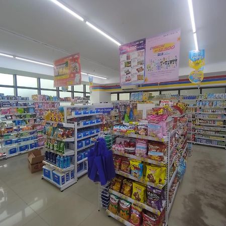 Padina Suites Tangerang Eksteriør billede