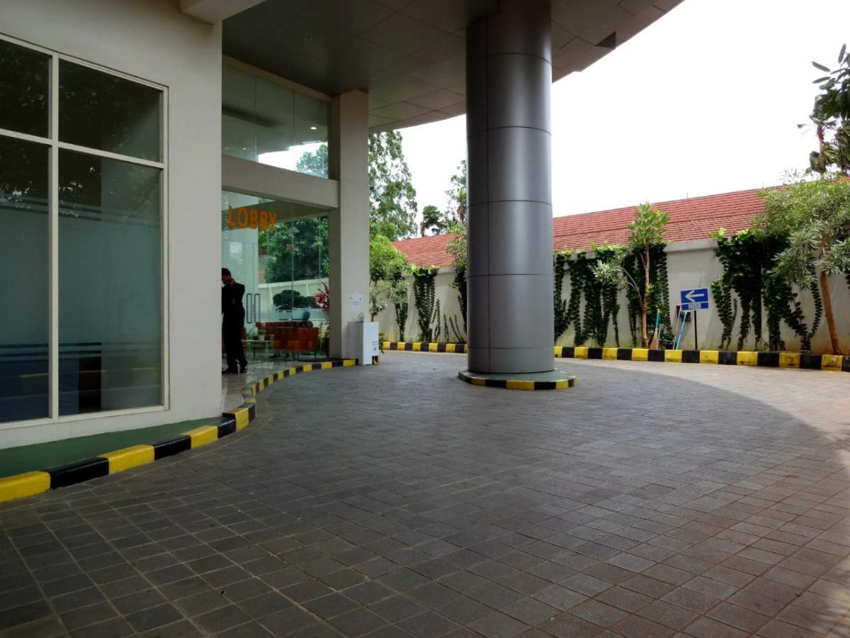 Padina Suites Tangerang Eksteriør billede