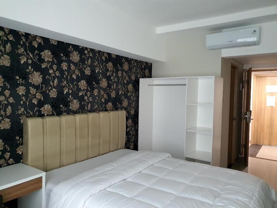 Padina Suites Tangerang Værelse billede